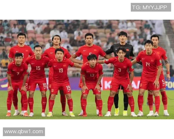 武汉本土足球明星盘点及他们在中国足球历史中的影响与成就