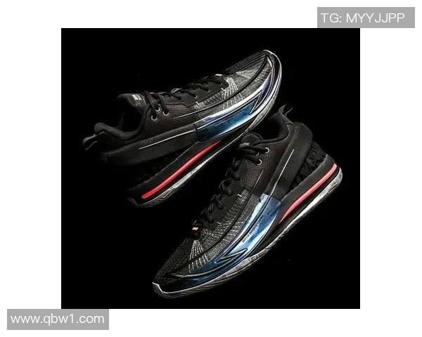 安踏明星篮球鞋助力球场表现提升尽显运动风采与时尚魅力